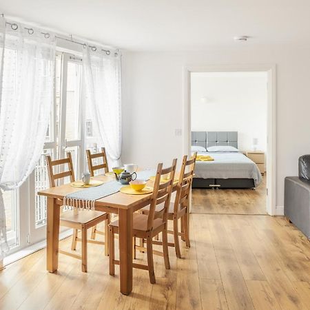 Comfortable And Bright Apartment In Tower Bridge ロンドン エクステリア 写真