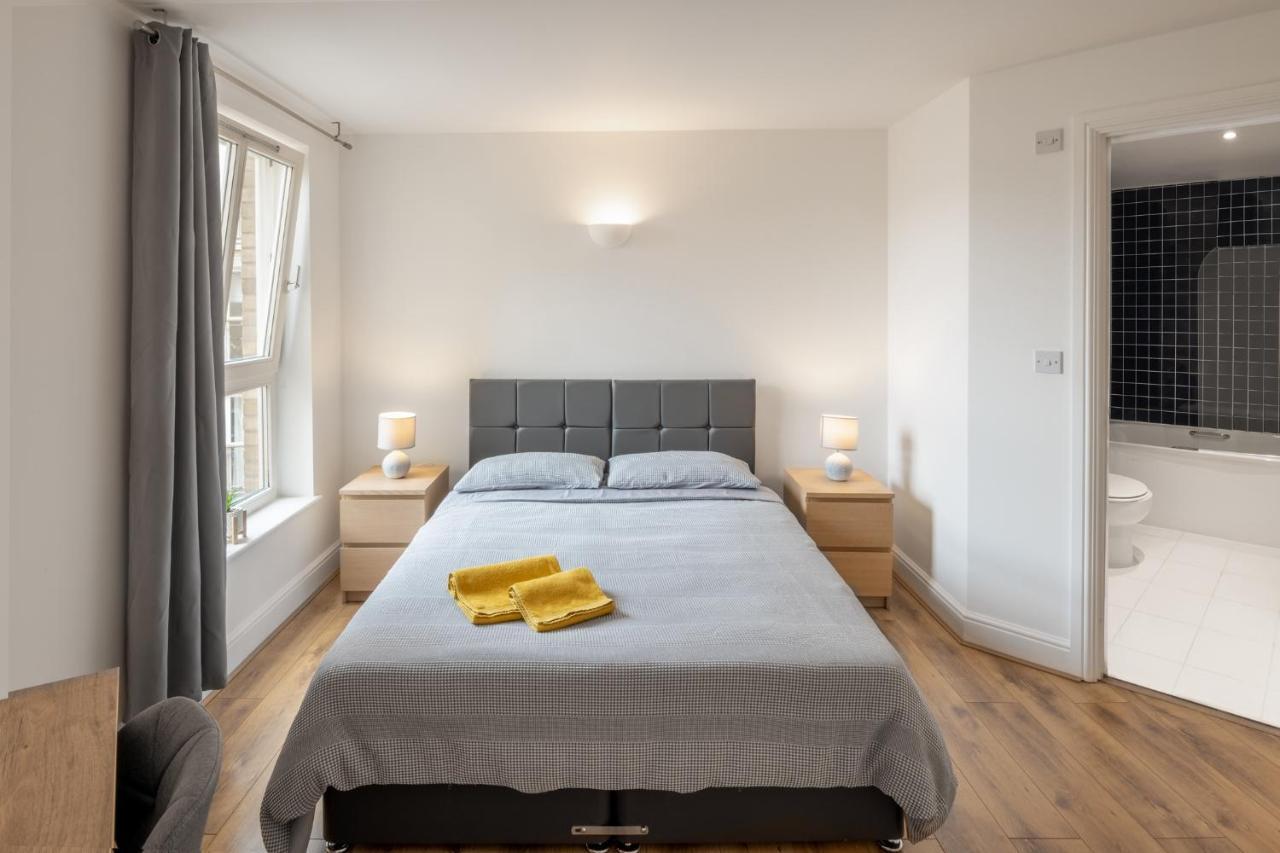 Comfortable And Bright Apartment In Tower Bridge ロンドン エクステリア 写真